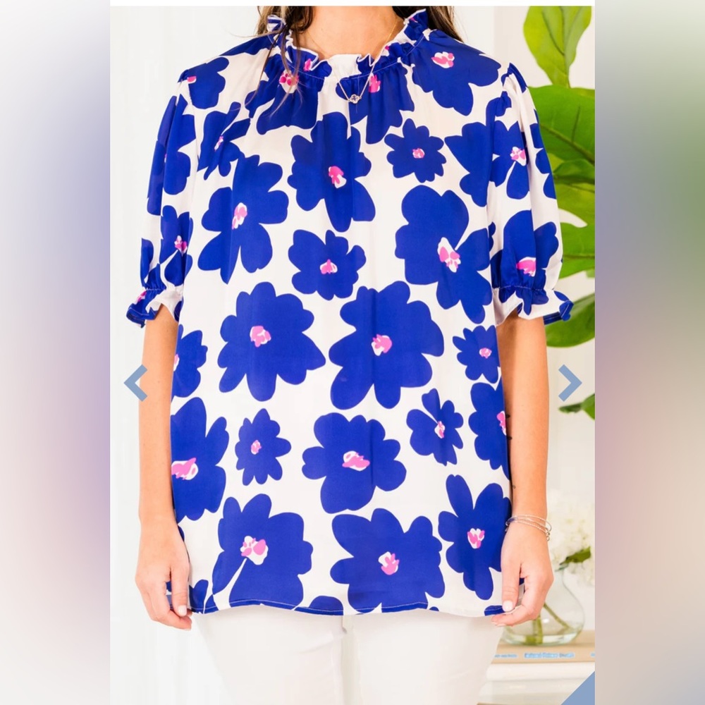 Floral Blue and White Women's Top